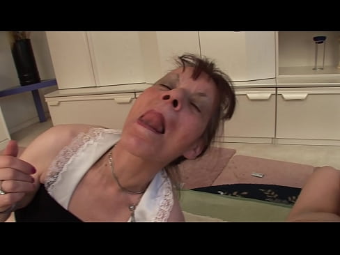 ❤️ Bi amona eta aitona batek hirukotea dute ❤ Sexu bideoa pornoan eu.wassell.ru ❌️