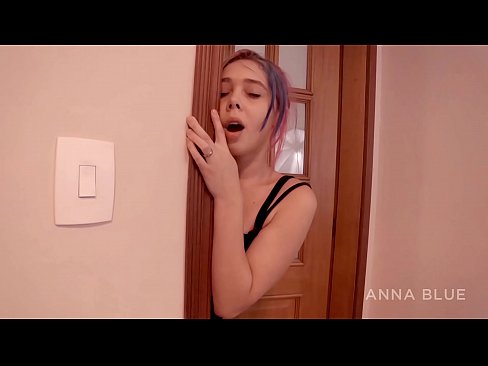 ❤️ Nire anaiarengana itzuli nintzen. Bere neska-lagunarekin sexu harremanak izan nituen. itzulera lesbiana. ❤ Sexu bideoa pornoan eu.wassell.ru ❌️