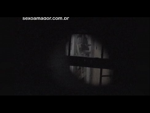 ❤️ Blondie ezkutuan grabatzen du auzoko voyeur batek adreilu hutsen atzean ezkutatuta ❤ Sexu bideoa pornoan eu.wassell.ru ❌️